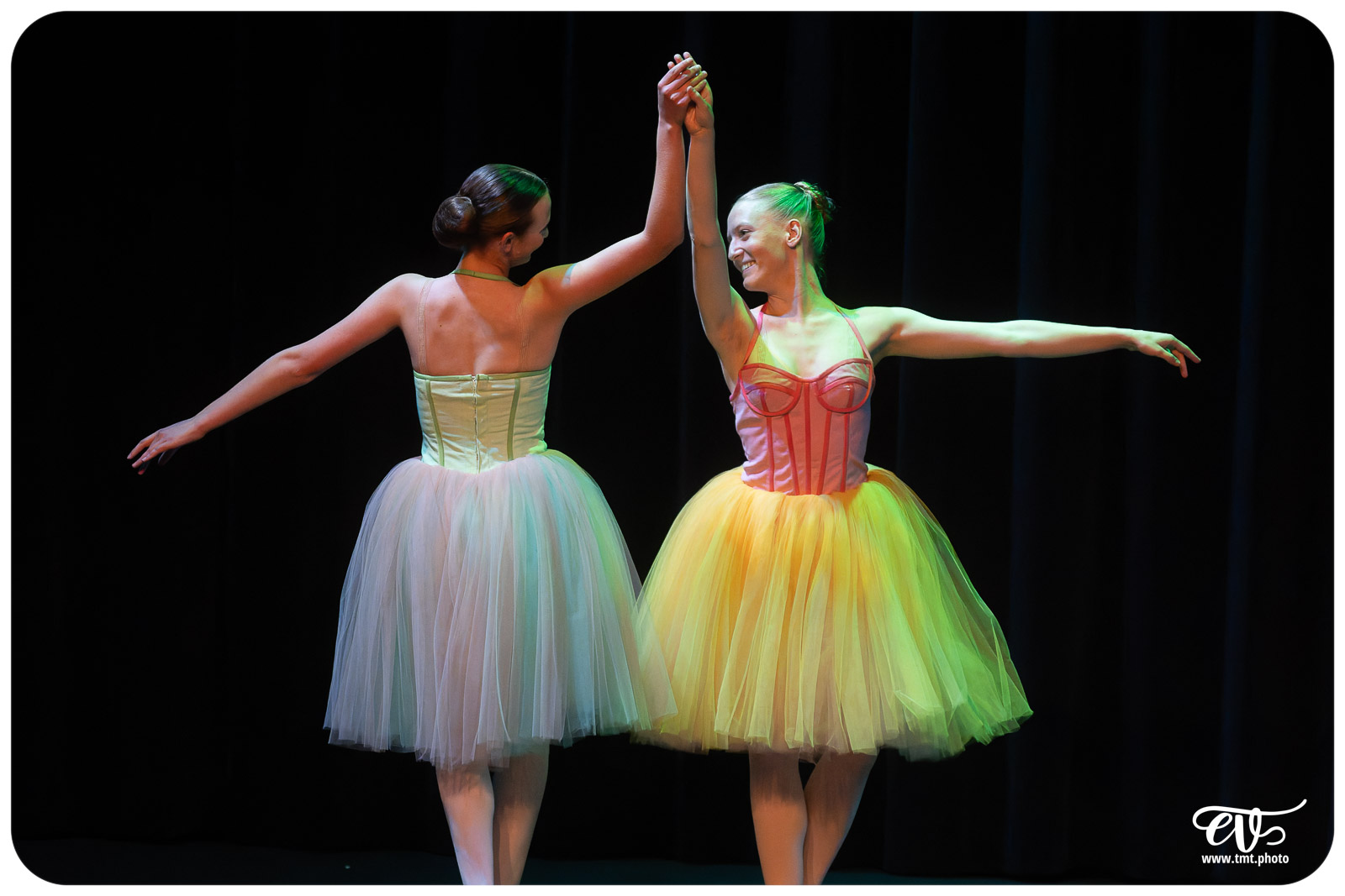 ECOLE DE DANSE CÉCILE ADAMOW